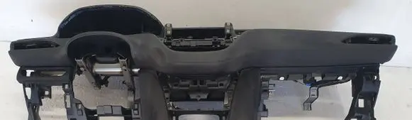 Peugeot 208 I Dashboard 9672829980