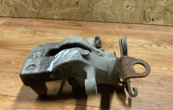 Alfa Romeo 147 Rear brake caliper 77364540