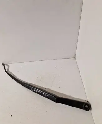 KIA Sportage Front wiper blade arm D226