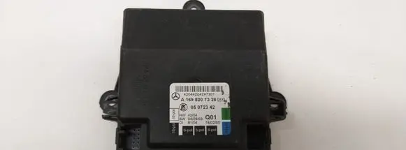 Mercedes-Benz E W211 Door control unit/module A1698207326