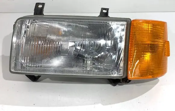 Volkswagen Transporter - Caravelle T4 Headlight/headlamp 