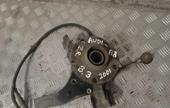 Audi A8 S8 D2 4D Rear wheel hub