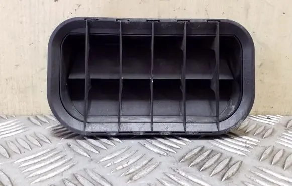 Skoda Superb B6 (3T) Quarter panel pressure vent 4A0819181