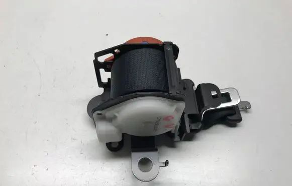 Nissan Murano Z50 Middle seatbelt (rear) C702516AC
