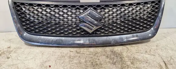 Suzuki Grand Vitara II Front grill 7174365J0