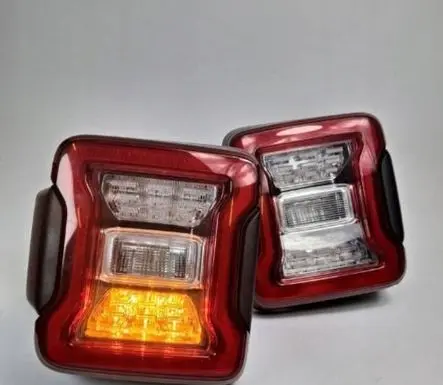 Jeep Wrangler Rear/tail lights set 68474045AA 68474044AA