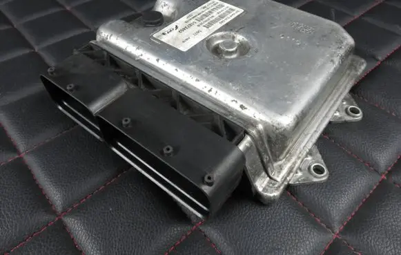 Fiat 500 Engine control unit/module ECU 50095HPEU5 BC0095722B 51872452