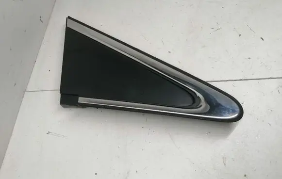 Toyota Avensis T250 Other front door trim element 6011705020