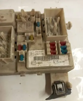 Ford Kuga I Fuse module 7M5T14A073JC F0RDTM5T12