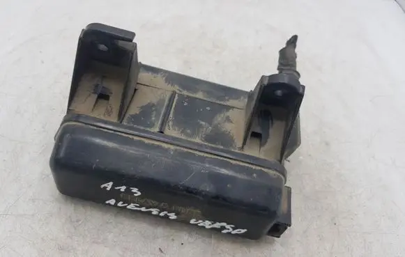 Toyota Avensis Verso Fuse module NOCODE
