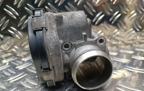 Peugeot 3008 I Throttle valve 9673534480 28275019