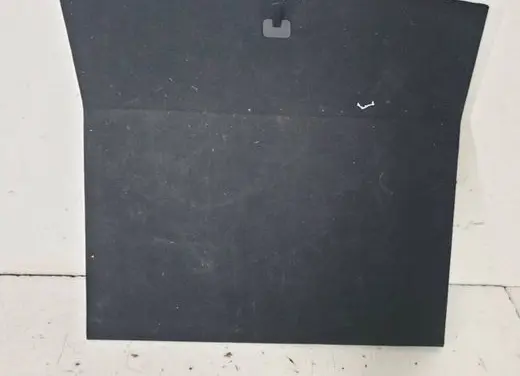 Trunk/boot floor carpet liner