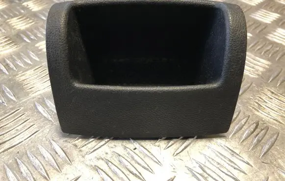Skoda Octavia Mk2 (1Z) Glove box 1Z0858373