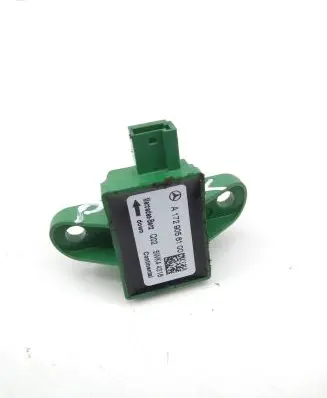 Mercedes-Benz C W204 Airbag deployment crash/impact sensor A1729056100