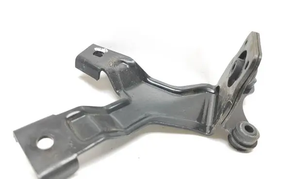 Hyundai i30 ABS pump bracket 