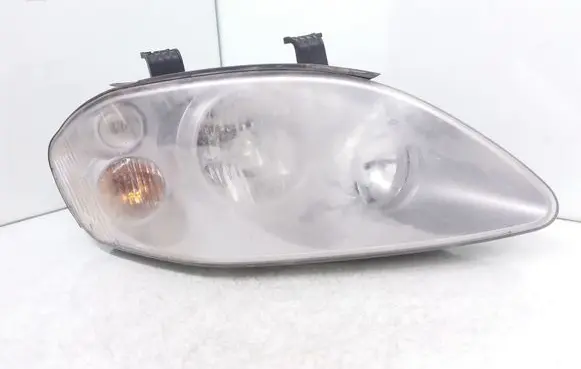 SsangYong Rodius Headlight/headlamp