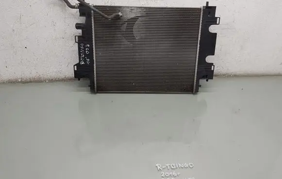 Renault Twingo III Coolant radiator 214101206R 214819214R