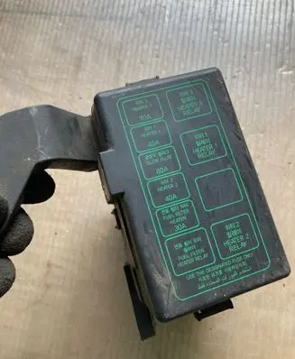 KIA Sorento Fuse module 993019B 0910100224 091012