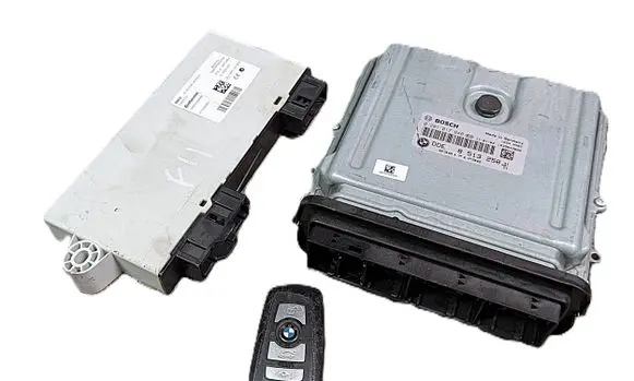 BMW 5 F10 F11 Engine ECU kit and lock set 8513250 030171796 0281017648