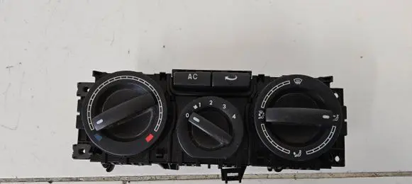 Volkswagen Transporter - Caravelle T5 Climate control unit 7H0820045AM 110708J