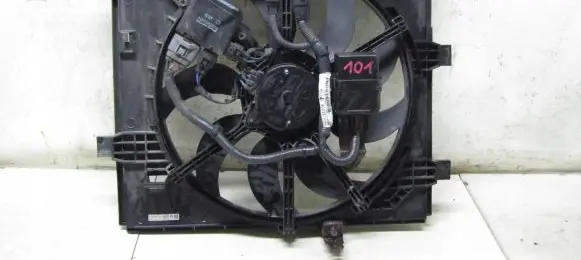 Nissan Juke I F15 Electric radiator cooling fan