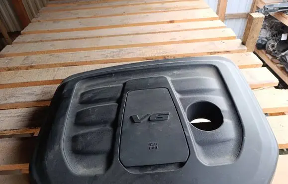 Dodge Durango Engine cover (trim) 05281383AF