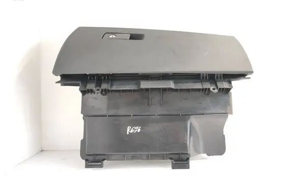 Volvo V70 Glove box set 39831339