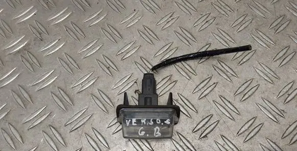 Toyota Verso-S Number plate light