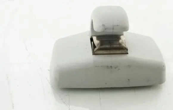 Skoda Octavia Mk2 (1Z) Sun visor clip/hook/bracket 1Z0857561