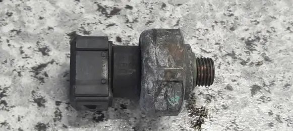 Lexus GS 250 350 300H 450H Breather heating element 499000-7040
