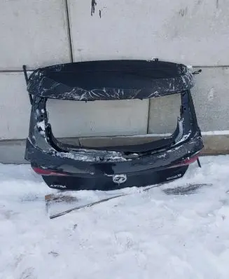 Opel Astra K Tailgate/trunk/boot lid