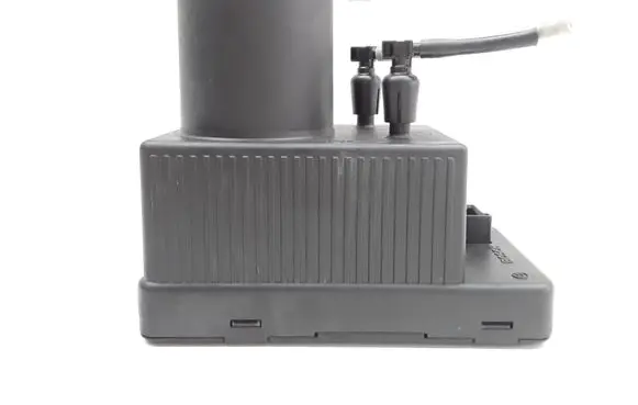 Mercedes-Benz C W203 Central locking vacuum pump 2038000048