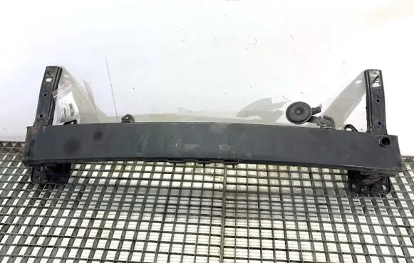 Hyundai i30 Front bumper support beam 