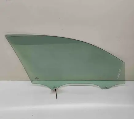 Audi Q3 8U Front door window glass four-door 8U0845201