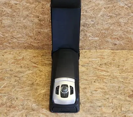 BMW 7 F01 F02 F03 F04 Rear seat armrest 7277946