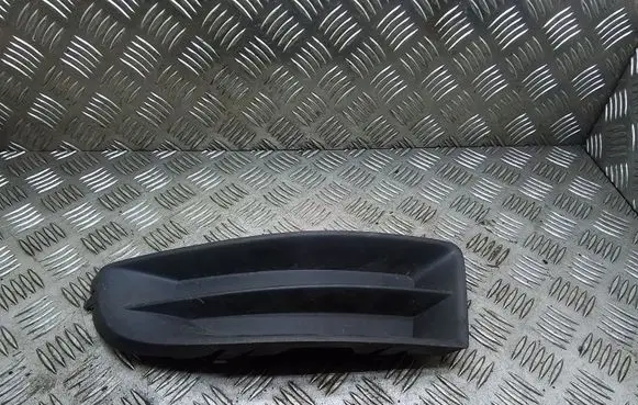 Skoda Octavia Mk2 (1Z) Front bumper lower grill 1Z0807367B