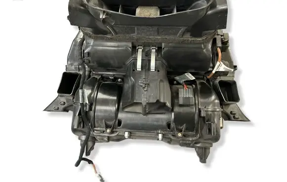 BMW 5 E60 E61 Interior heater climate box assembly 6912212 11611611 00232546