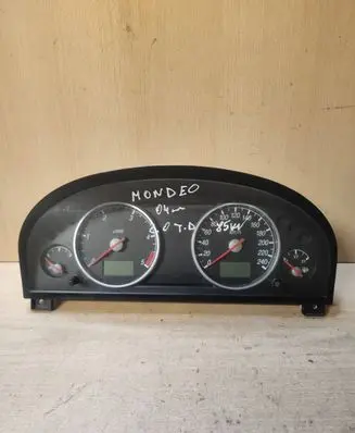 Ford Mondeo Mk III Speedometer (instrument cluster) 1S7F10841B 6620 44ZU187