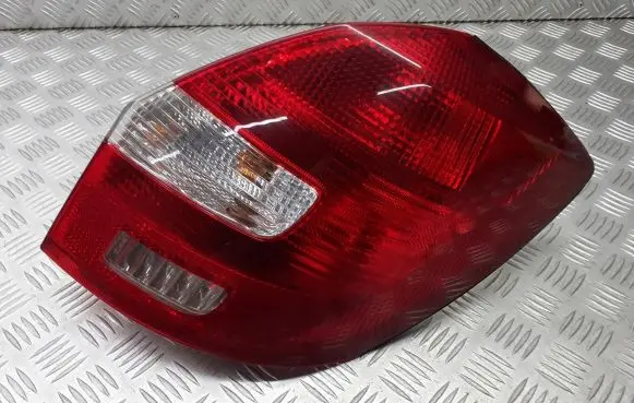 Skoda Fabia Mk2 (5J) Rear/tail lights 5J6945096