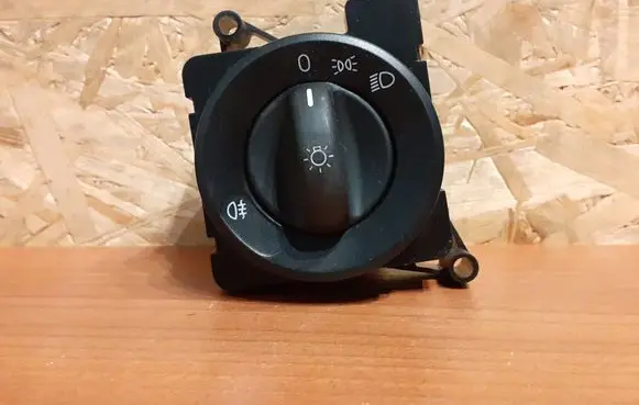 Mercedes-Benz Sprinter W906 Light switch A9069052401 1577
