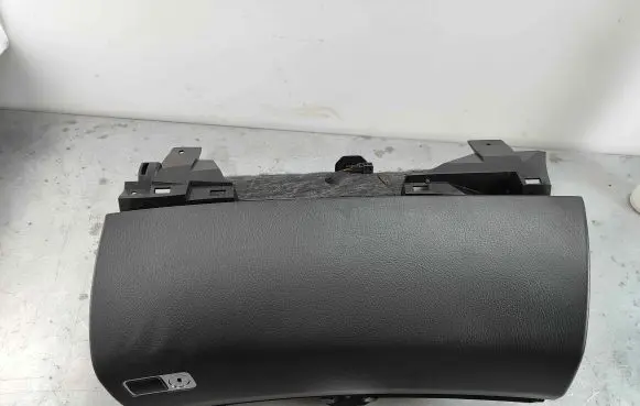 Mercedes-Benz S W221 Glove box A22168011919e71