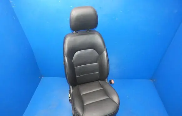 Mercedes-Benz B W246 W242 Front passenger seat 