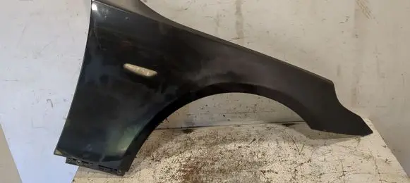 BMW 5 E60 E61 Fender