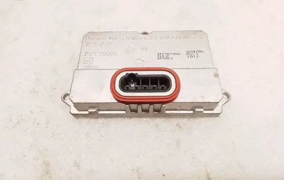 Mercedes-Benz E W211 Headlight ballast module Xenon 5DV00829000