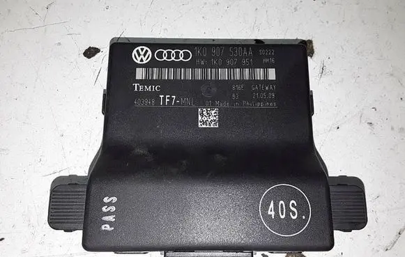 Audi TT TTS Mk2 Gateway control module 1K0907530AA 403948 1K0907951