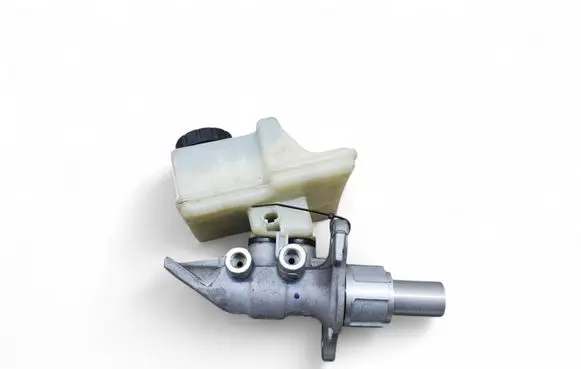 Mercedes-Benz GL X166 Master brake cylinder