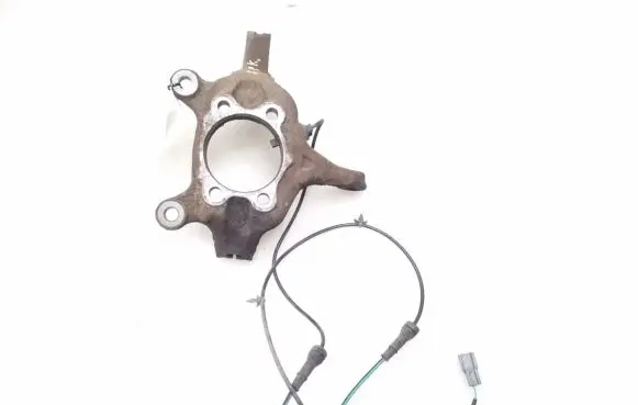Nissan Juke I F15 Front wheel hub