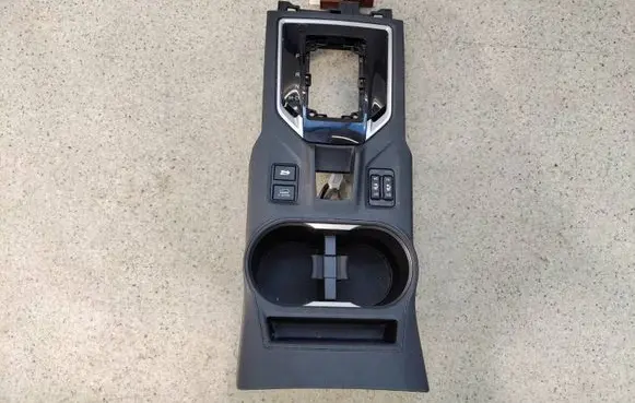 Subaru XV II Center console 92122FL000