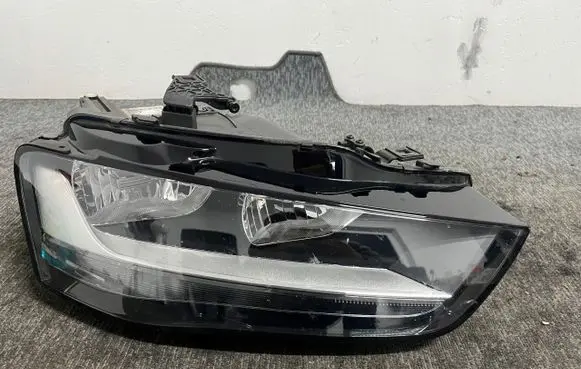 Audi A4 S4 B8 8K Headlight/headlamp 8K0941004L