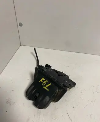 Audi A4 S4 B7 8E 8H Tailgate/trunk/boot lock/catch/latch 8P4827505B